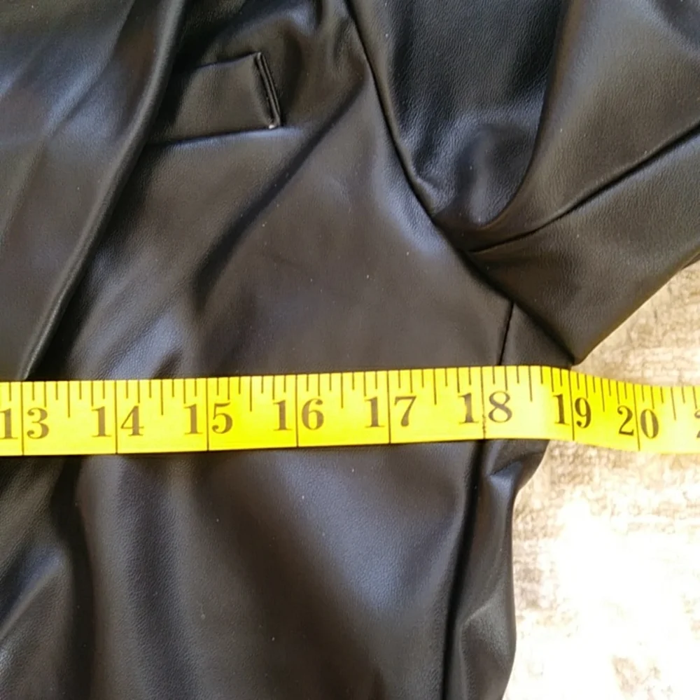 NEW Joie Faux Leather Lined Two Button Black Jacket Medium - Picture 13 of 14